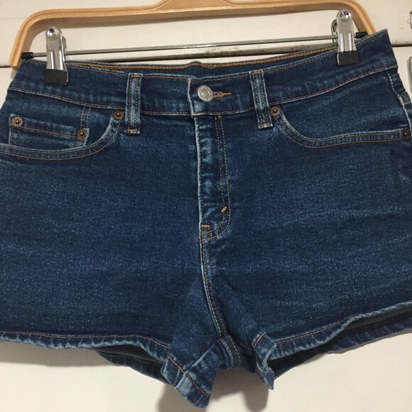 VINTAGE LEVIS DENIM SHORTS SIZE 7JR - Picture 1 of 7